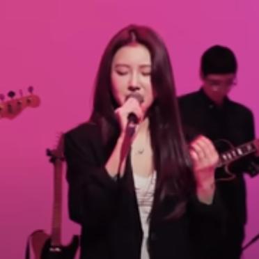 그건 아마 우리의 잘못은 아닐 거야 (온스테이지 Ver.)