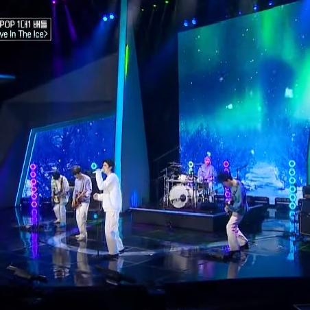 Love In The Ice 앨범커버